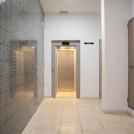Apartment Nuevo Y Moderno Con Aire Acondicionado - El Cid 4 *