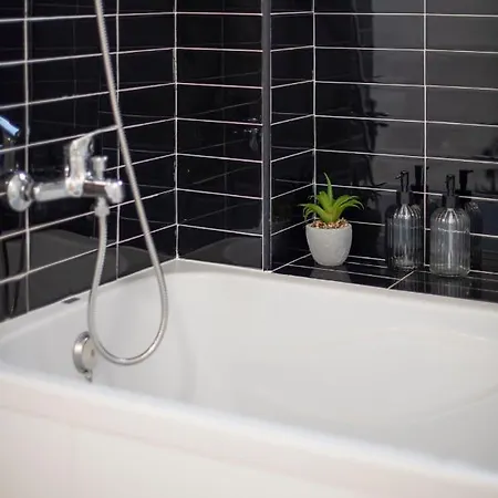 Nuevo Y Moderno Con Aire Acondicionado - El Cid 4 Apartamento *